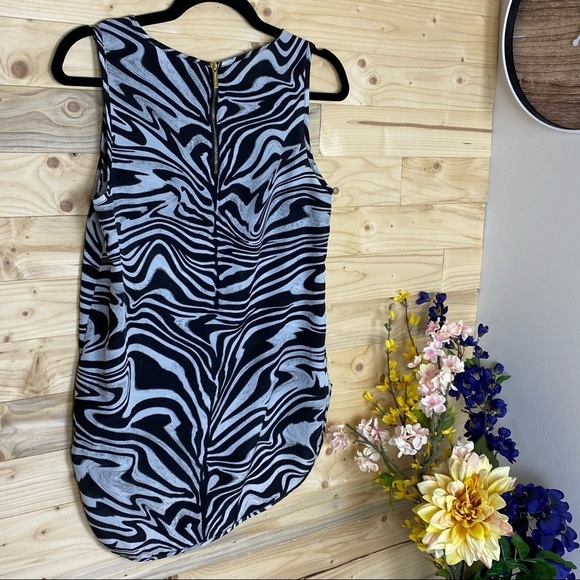 SOLD - MICHAEL KORS Zebra Print Sleeveless Top - Picture 2 of 10